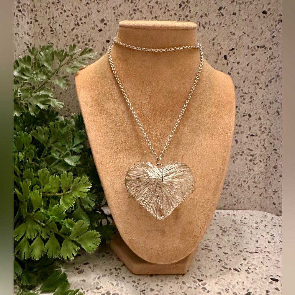 Silver tone wire wrap puff Heart pendant necklace